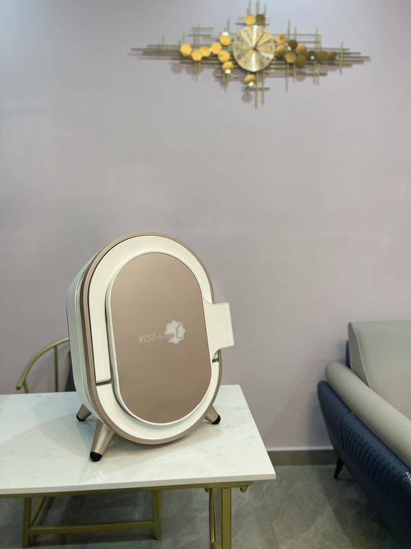 Máy phân tích độ ẩm chuyên nghiệp, Máy phân tích độ ẩm trên khuôn mặt cho bác sĩ trị liệu da CE Portable Easy Carring